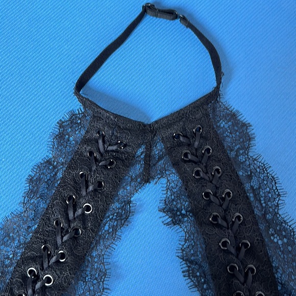 Victoria’s Secret Bralette - Picture 2 of 4